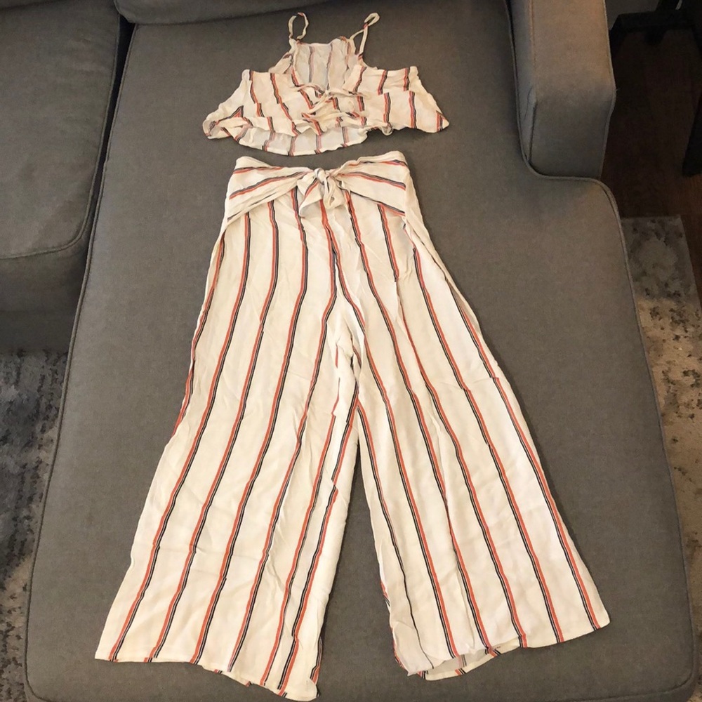 2 piece striped pants set with crop top